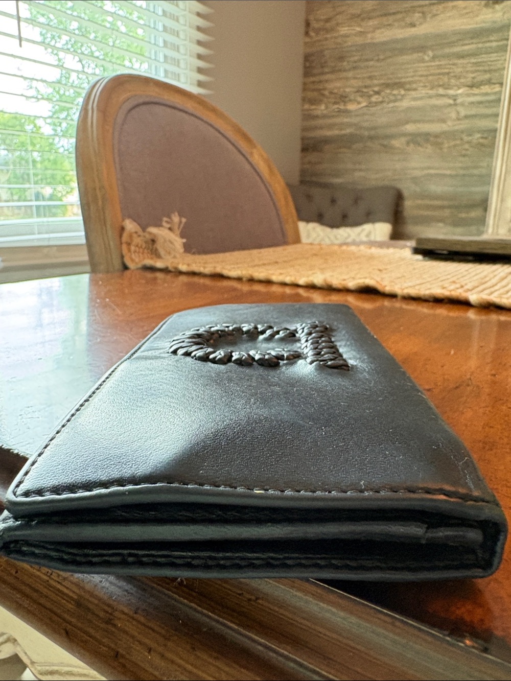 Salvatore Ferragamo Black Woven Logo Leather Wallet - Picture 10 of 11